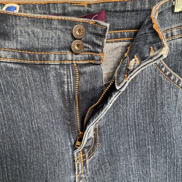 Gloria Vanderbilt Jeans Womens 10 Blue Wash Straight Leg Mid Rise Flap Pockets - Picture 4 of 10